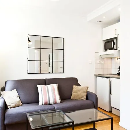 Bluestay 275 - à Parigi